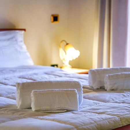 Tenuta Un Posto Al Sole Luxury B&B Rossano Stazione 외부 사진