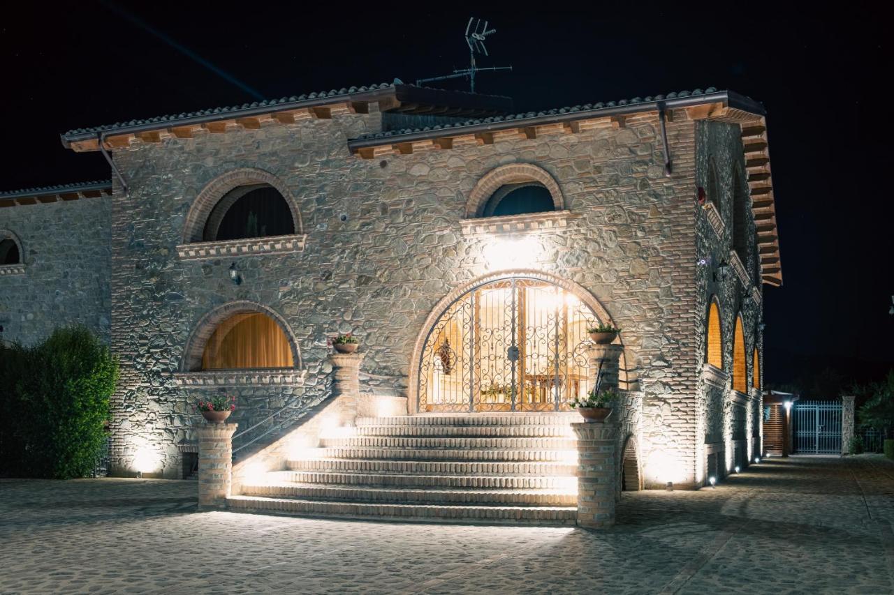 Tenuta Un Posto Al Sole Luxury B&B Rossano Stazione 외부 사진