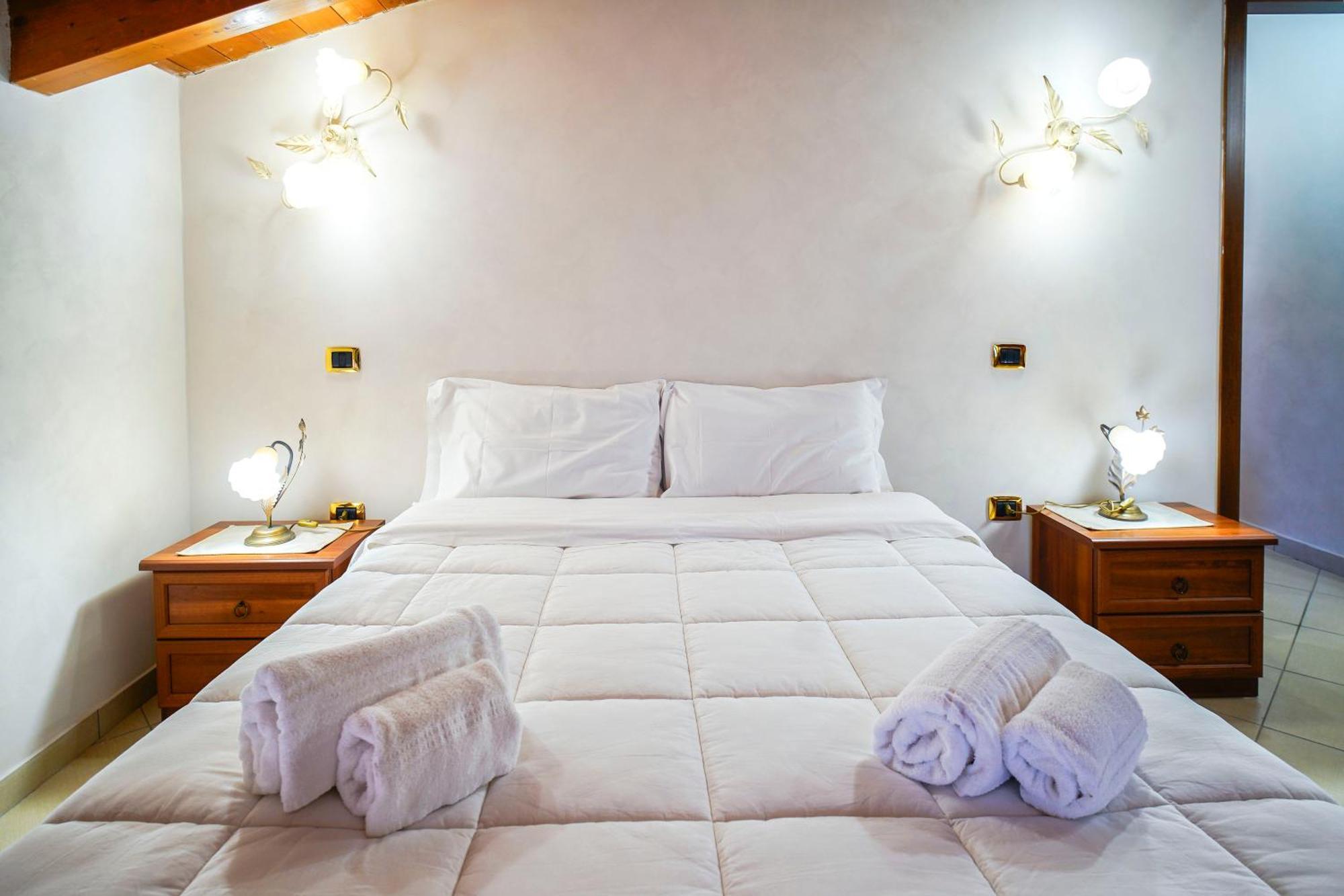 Tenuta Un Posto Al Sole Luxury B&B Rossano Stazione 외부 사진